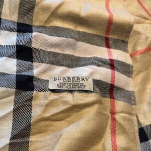 Burberry Classic Beige and Black Check Scarf